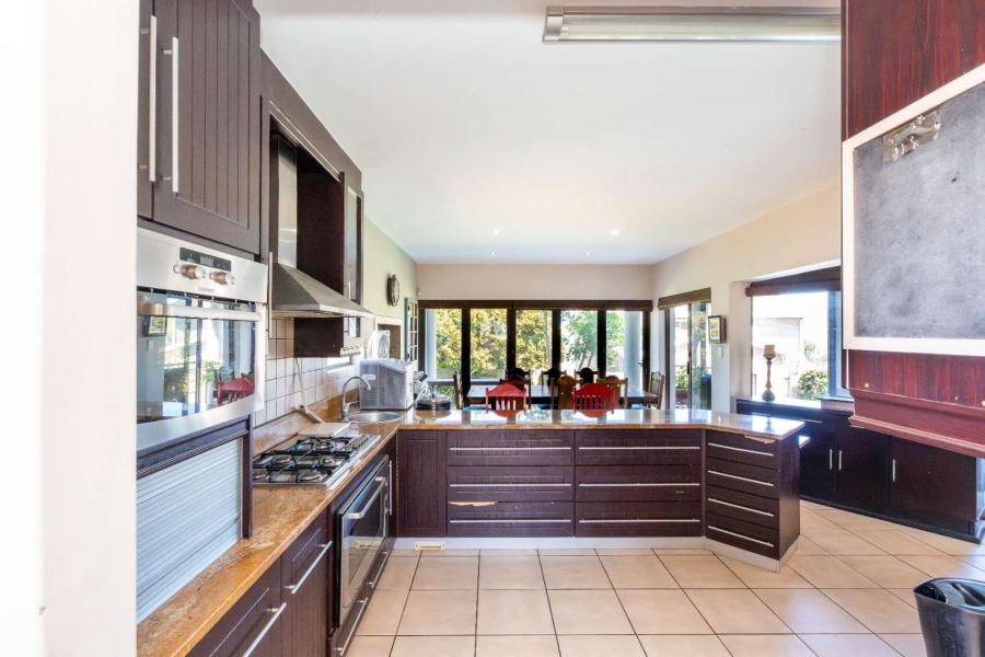 4 Bedroom Property for Sale in Myburgh Park Fase 2 Western Cape